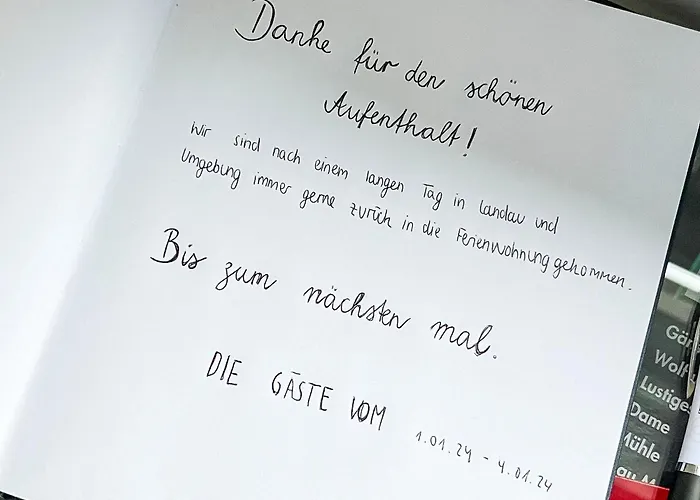 M Loft - Stylish Minimalisitisch Aussergewoehnlich * 朗道因德普法尔茨